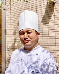 調理師 内山 崇央